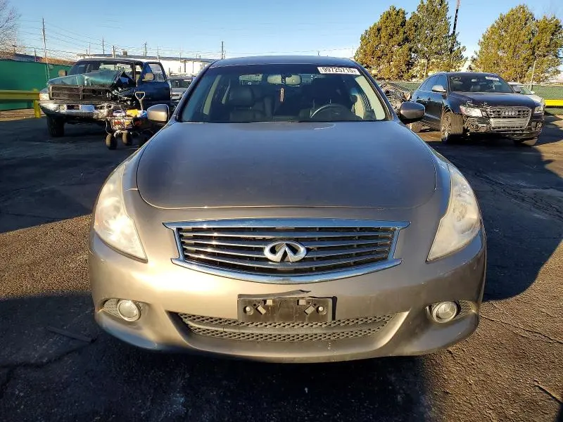 2013 INFINITI G37   