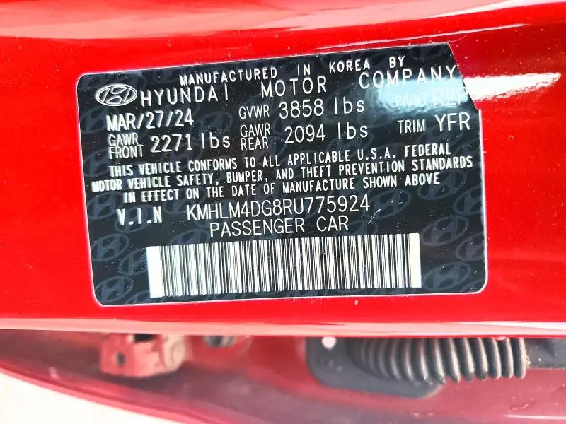 2024 HYUNDAI ELANTRA SEL  