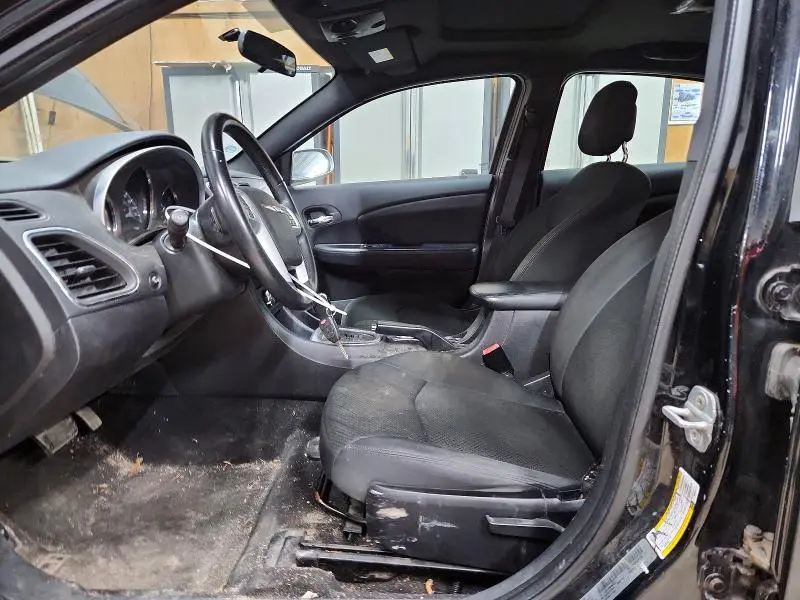 2011 CHRYSLER 200 TOURING  