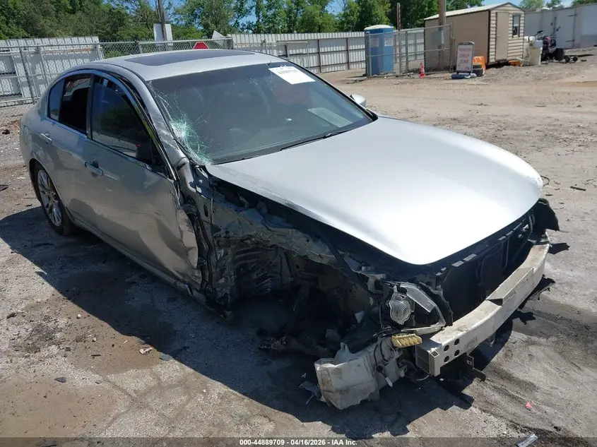 2013 INFINITI G37 JOURNEY