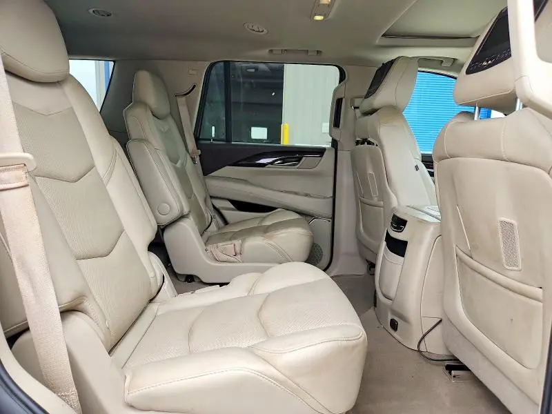 2017 CADILLAC ESCALADE LUXURY  