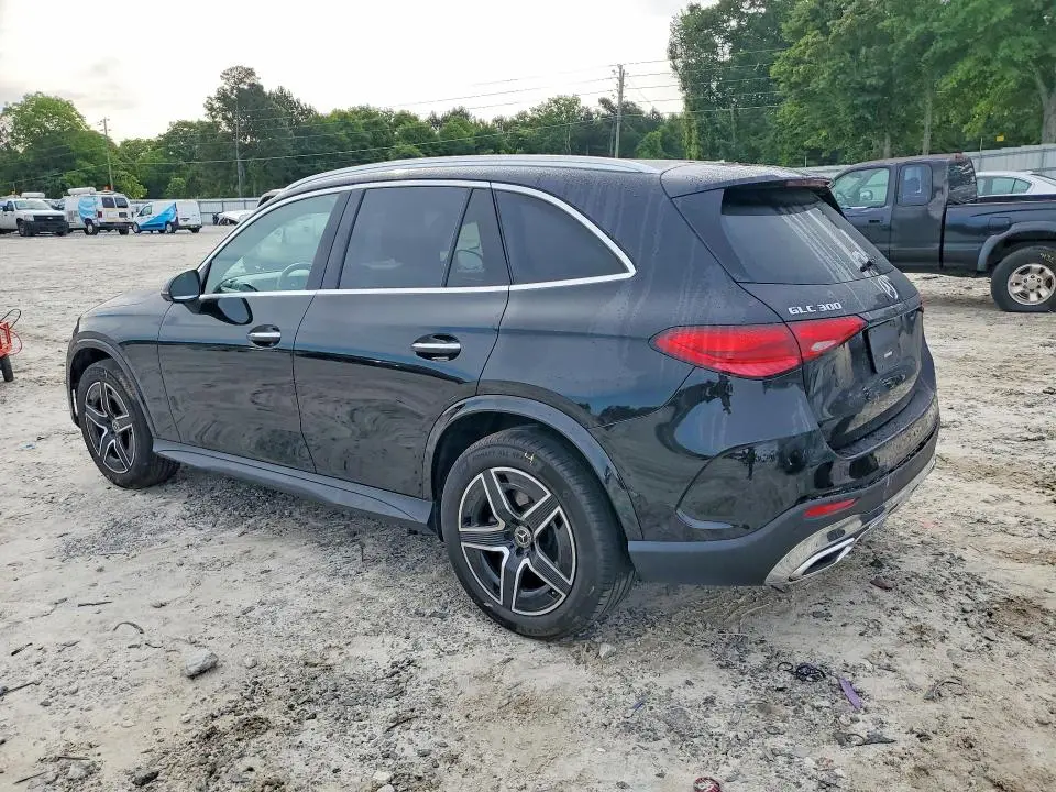 2024 MERCEDES-BENZ GLC 300  