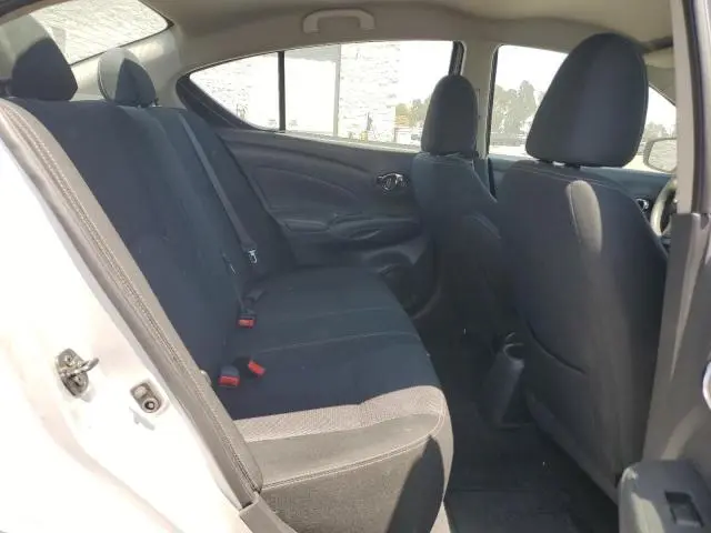 2017 NISSAN VERSA S  