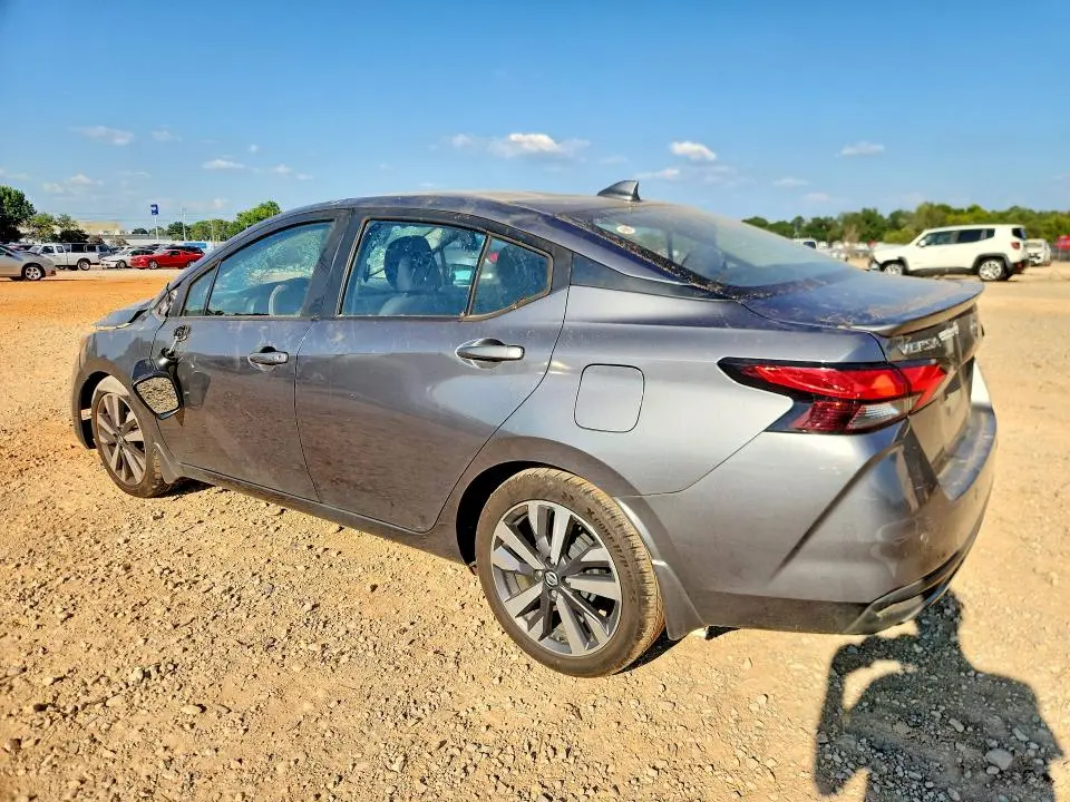 2020 NISSAN VERSA SR  