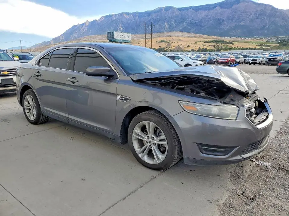 2014 FORD TAURUS SEL  