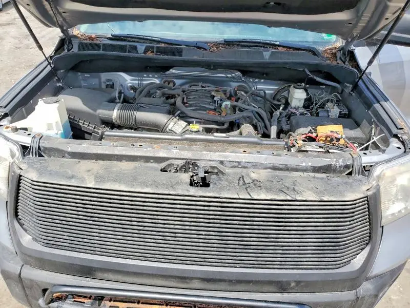 2017 TOYOTA TUNDRA SR5  