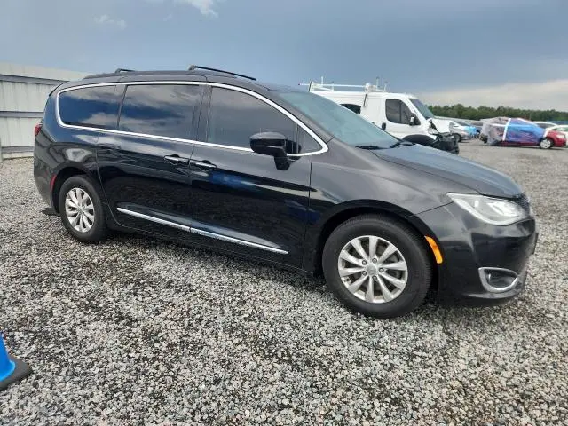 2017 CHRYSLER PACIFICA TOURING L  