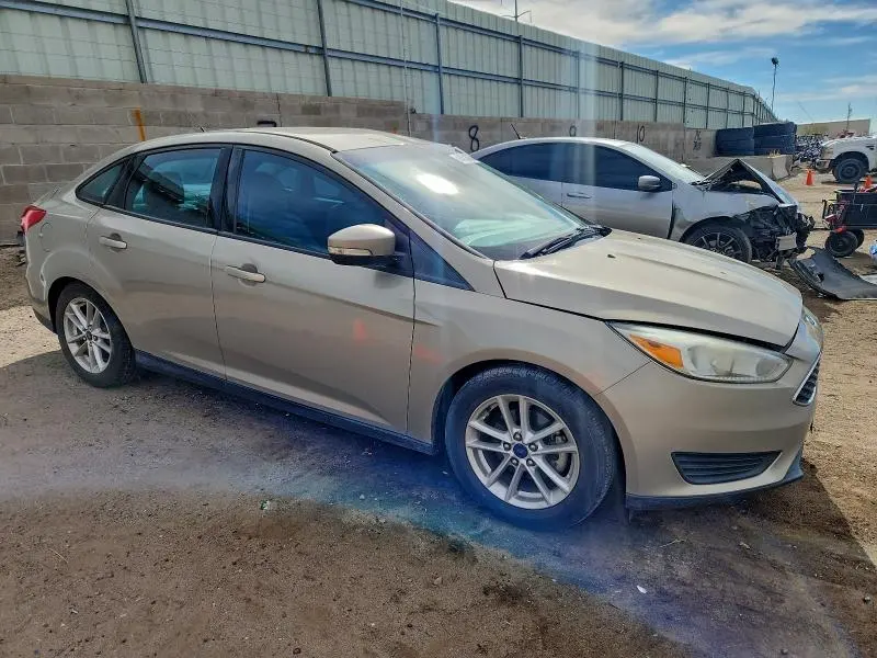 2016 FORD FOCUS SE  