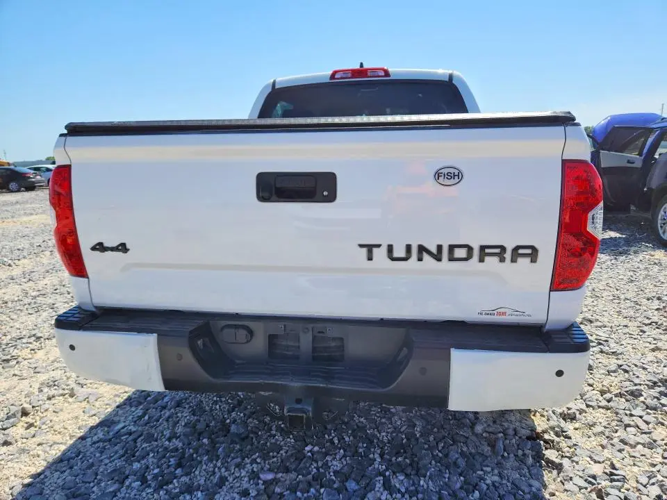 2021 TOYOTA TUNDRA SR5  