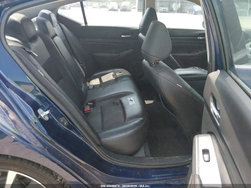 2021 NISSAN ALTIMA SR FWD