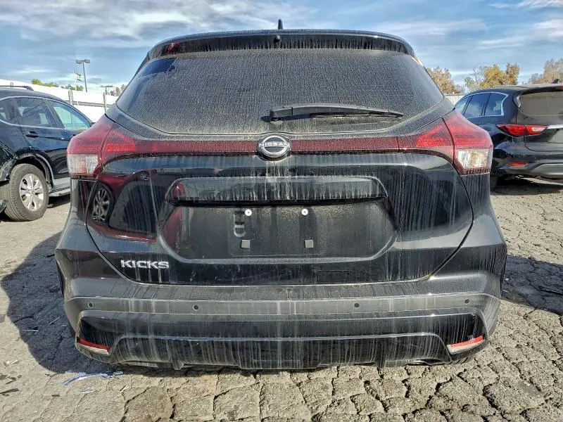 2024 NISSAN KICKS S  
