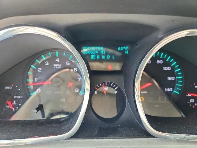 2011 CHEVROLET TRAVERSE LT  