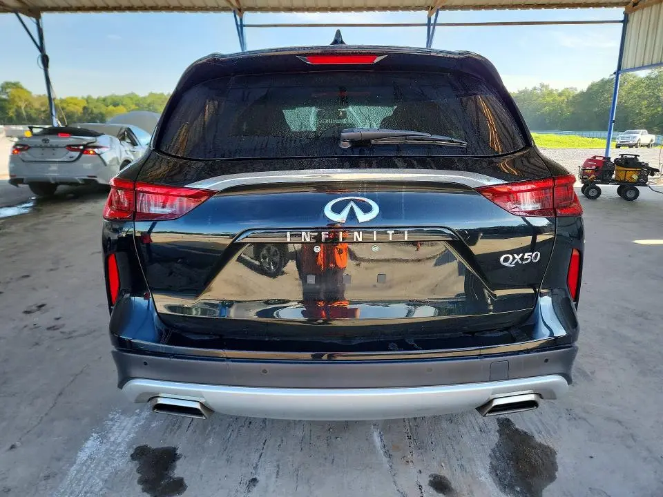 2021 INFINITI QX50 LUXE  