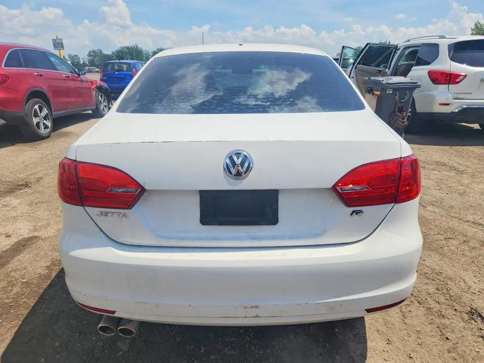 2012 VOLKSWAGEN JETTA BASE  