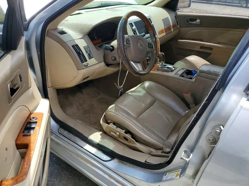 2010 CADILLAC STS   