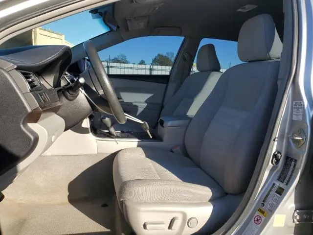 2016 TOYOTA CAMRY LE  