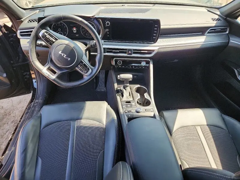2024 KIA K5 GT LINE  