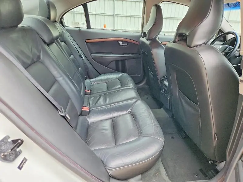 2010 VOLVO S80 3.2  