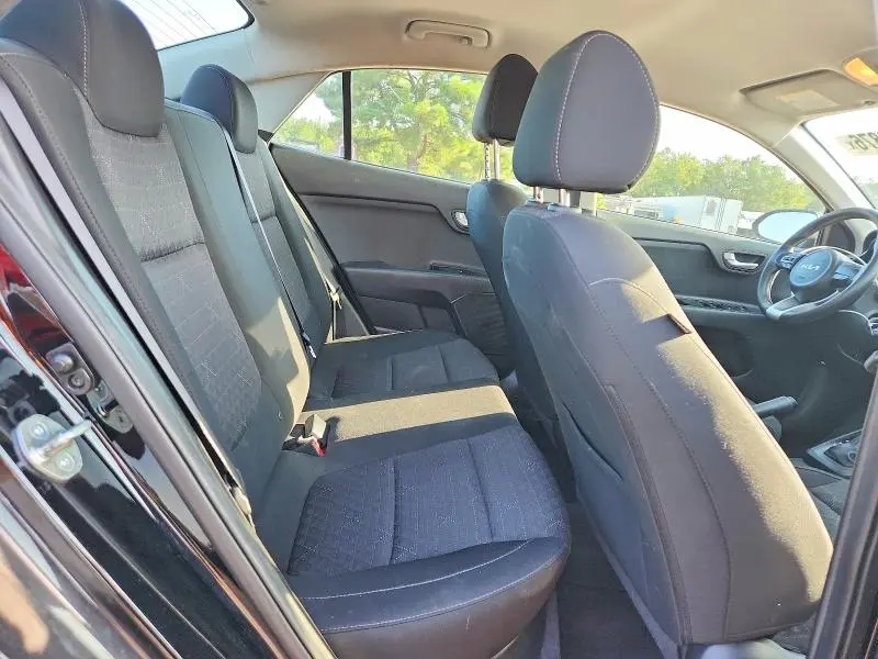 2023 KIA RIO LX  