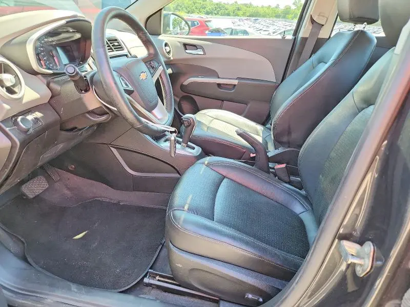 2020 CHEVROLET SONIC PREMIER  