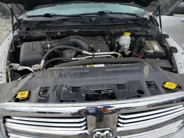 2017 RAM 1500 SLT  