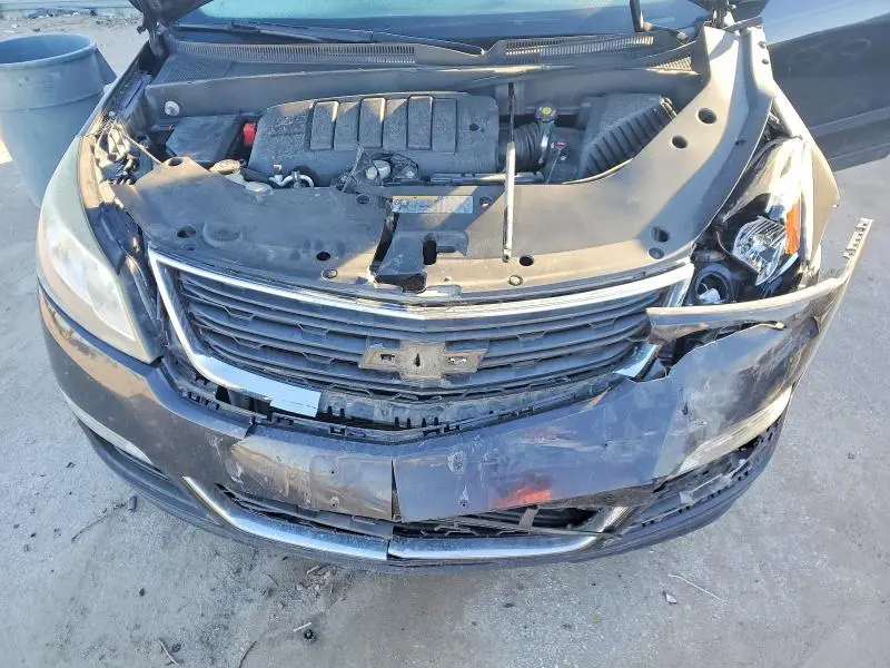2015 CHEVROLET TRAVERSE LS  