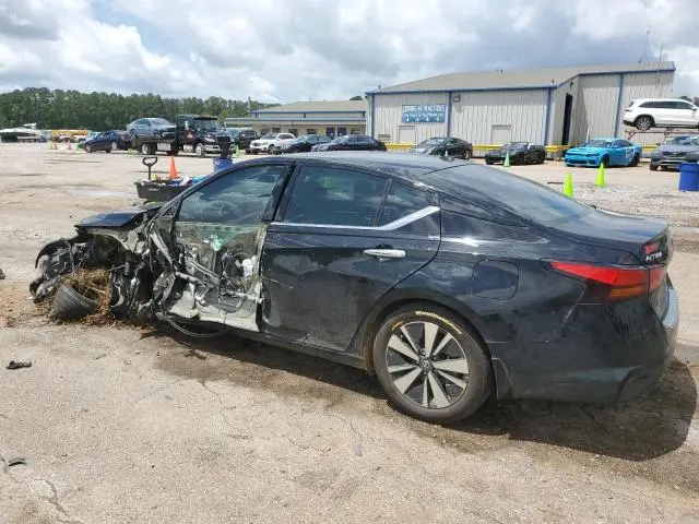 2022 NISSAN ALTIMA SL  