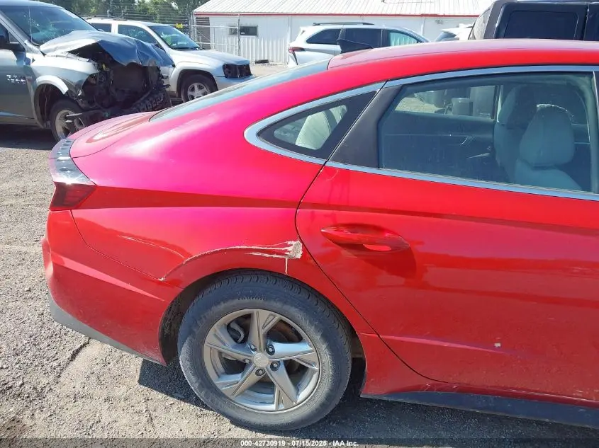 2021 HYUNDAI SONATA SE