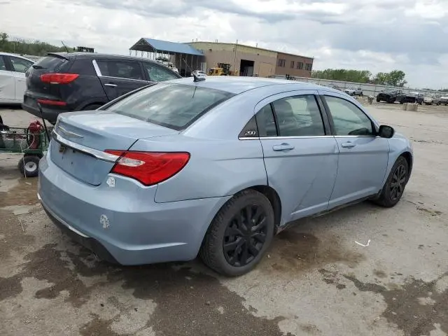 2014 CHRYSLER 200 LX  