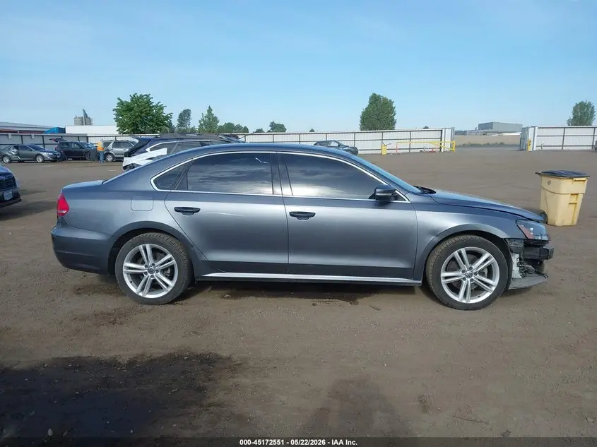 2015 VOLKSWAGEN PASSAT 2.0L TDI SE