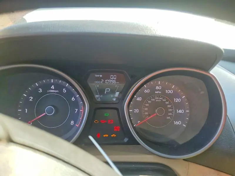 2013 HYUNDAI ELANTRA   
