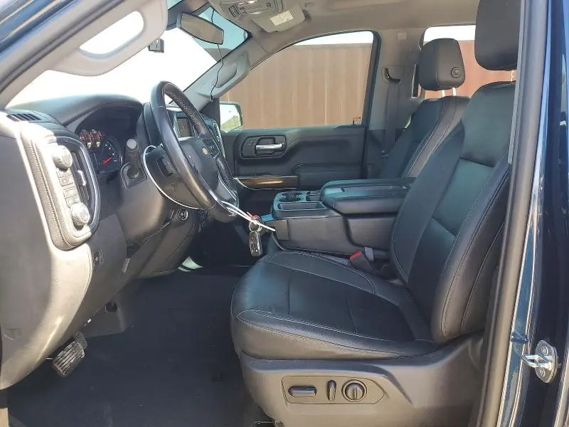 2021 CHEVROLET SILVERADO K1500 LT  