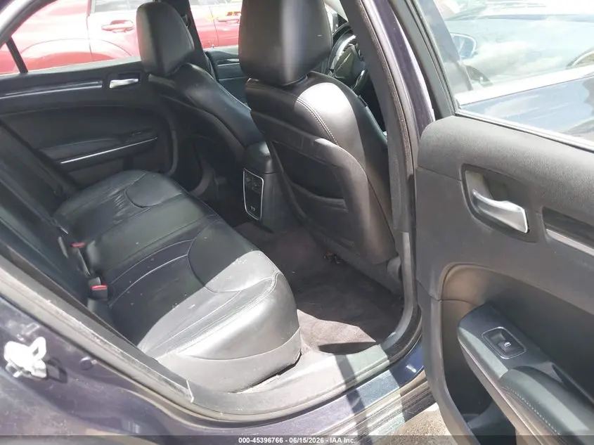 2017 CHRYSLER 300 LIMITED
