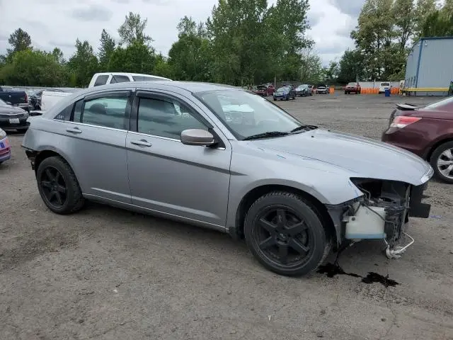 2013 CHRYSLER 200 LX
