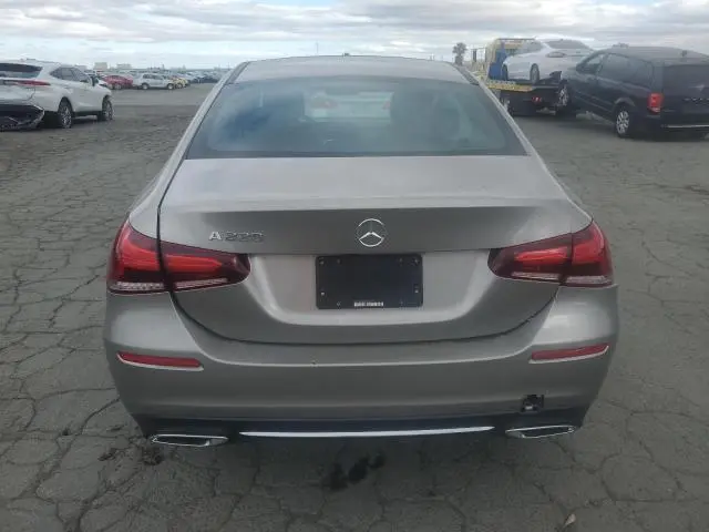 2019 MERCEDES-BENZ A 220  