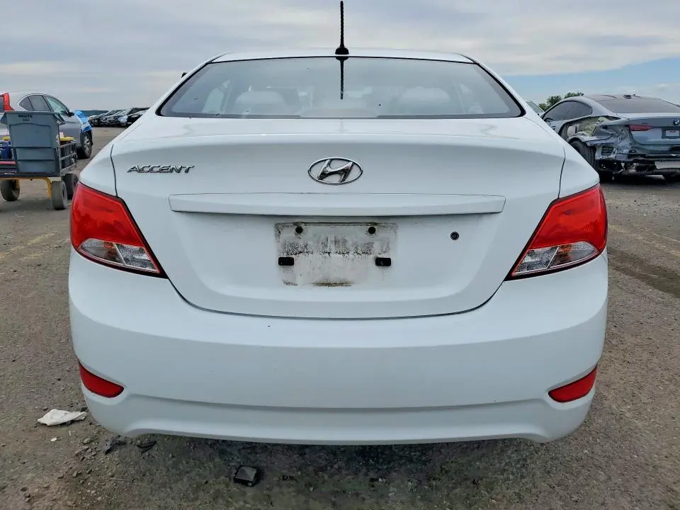 2016 HYUNDAI ACCENT SE  