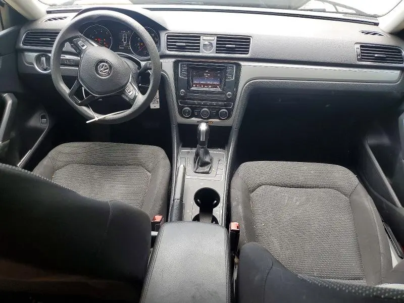 2017 VOLKSWAGEN PASSAT S  