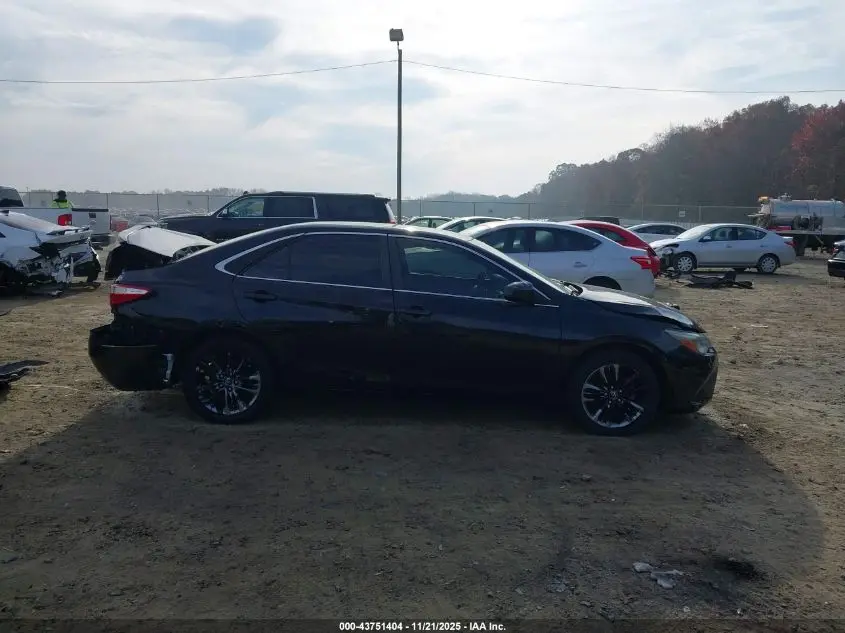 2017 TOYOTA CAMRY SE