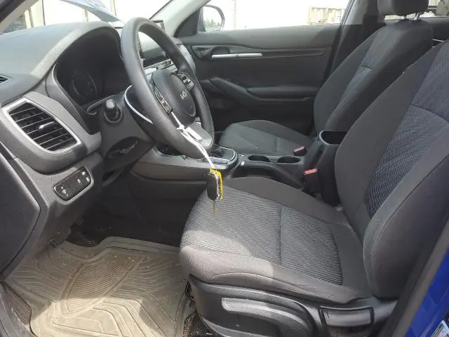 2022 KIA SELTOS LX  