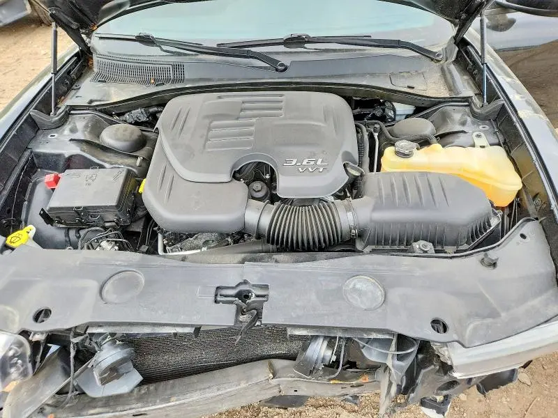 2013 DODGE CHARGER SXT  