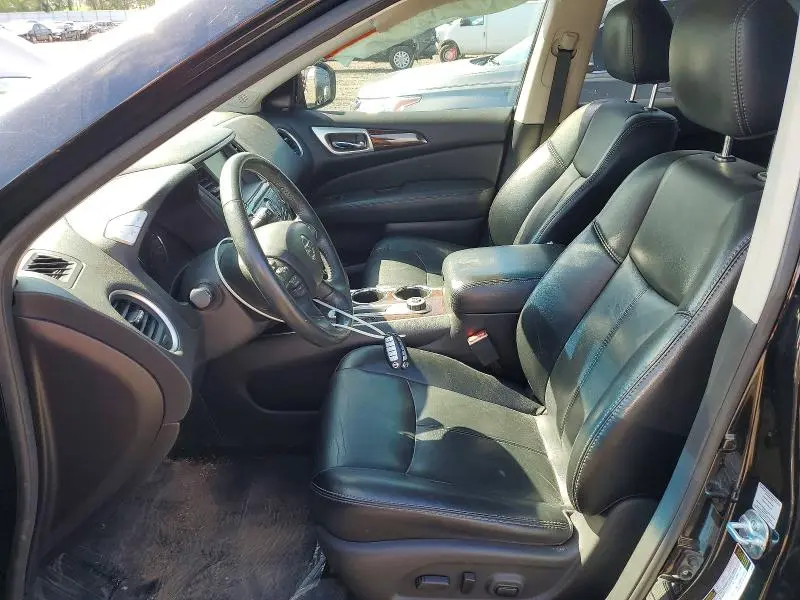 2015 NISSAN PATHFINDER SL  
