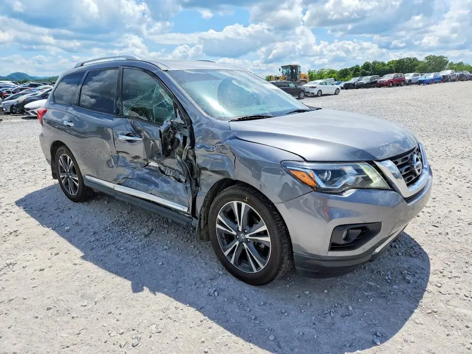 2019 NISSAN PATHFINDER PLATINUM  