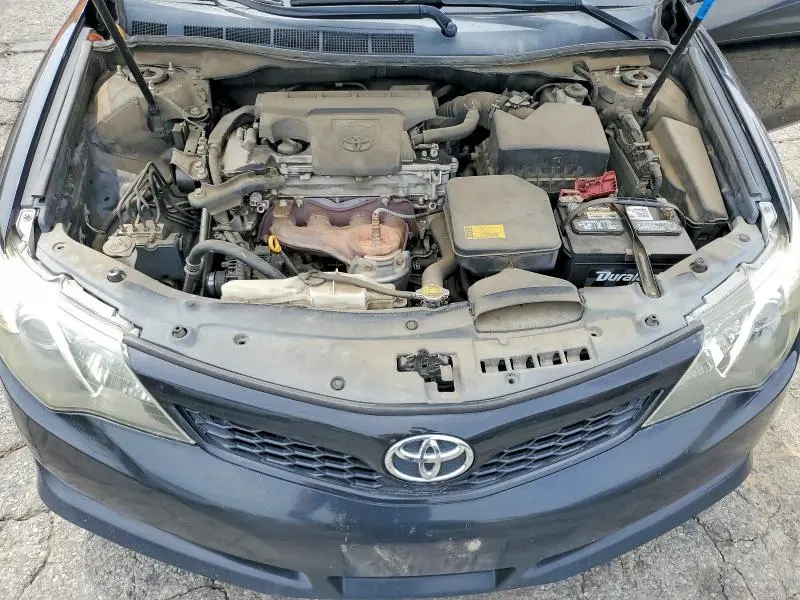 2012 TOYOTA CAMRY SE  
