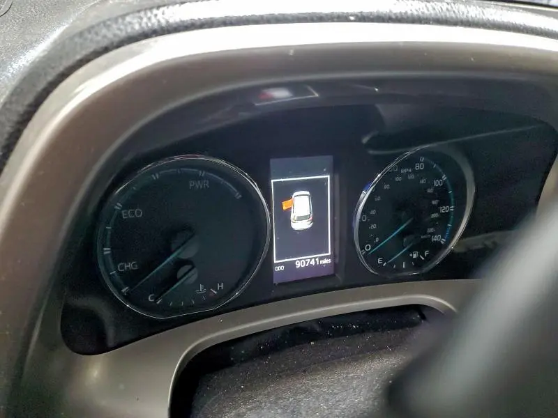 2018 TOYOTA RAV4 HV LE  