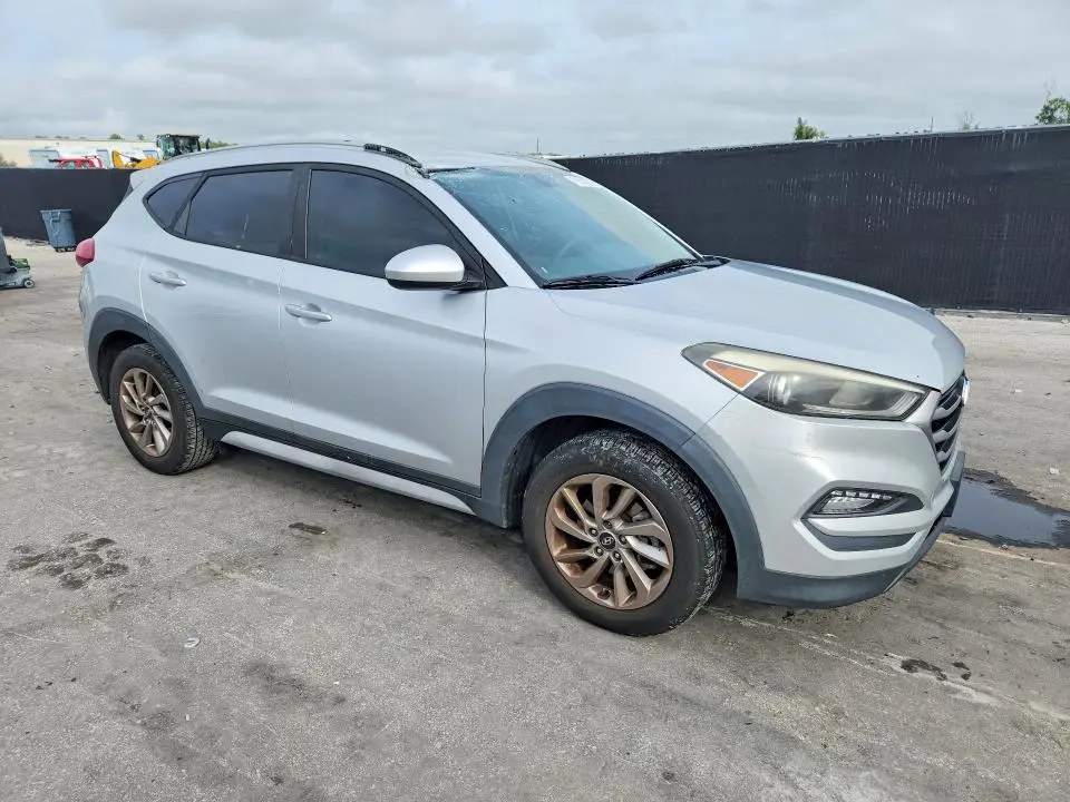 2018 HYUNDAI TUCSON SEL  
