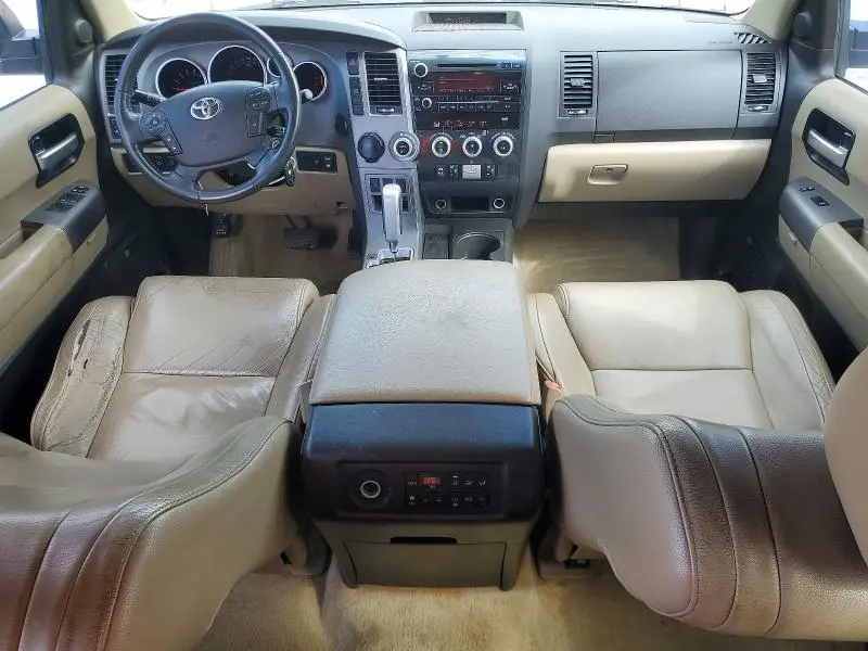 2010 TOYOTA SEQUOIA LIMITED  