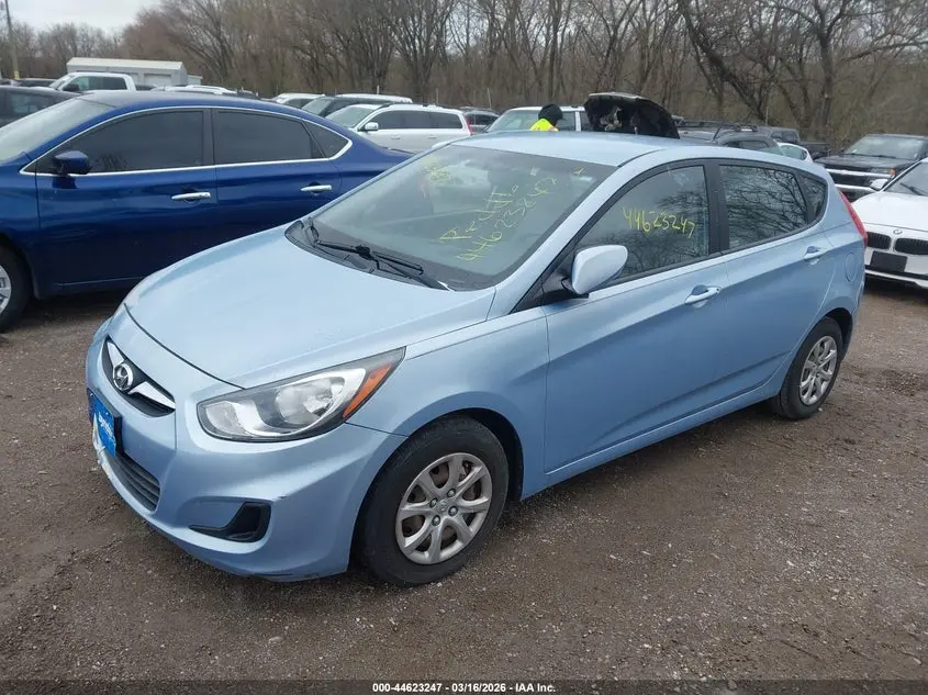 2012 HYUNDAI ACCENT GS