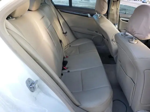 2013 MERCEDES-BENZ C 250  