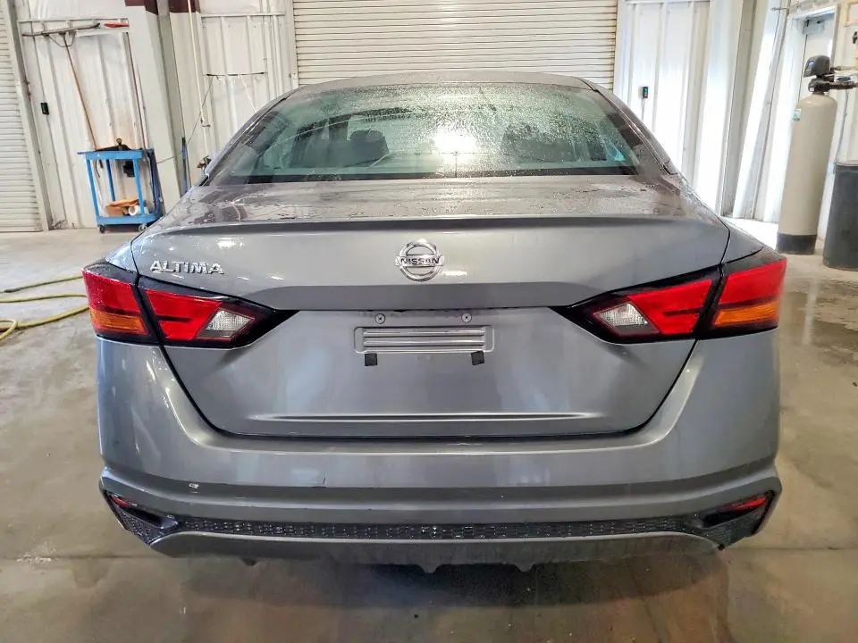 2022 NISSAN ALTIMA S  