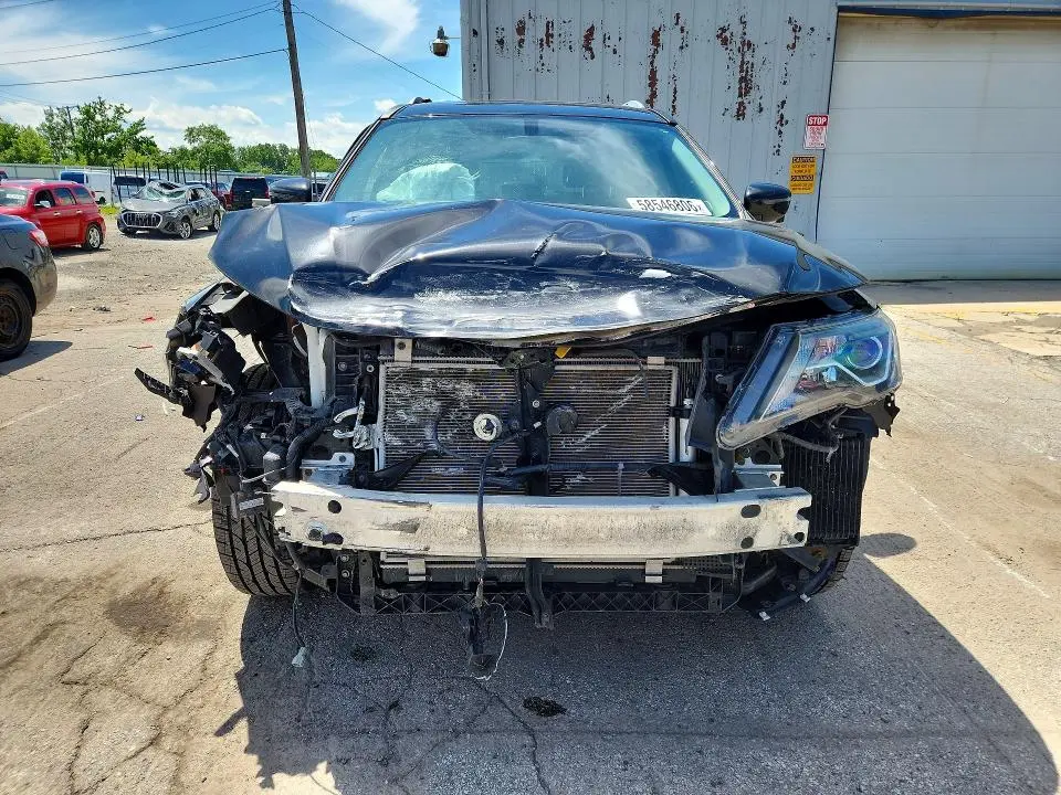 2018 NISSAN PATHFINDER SL  